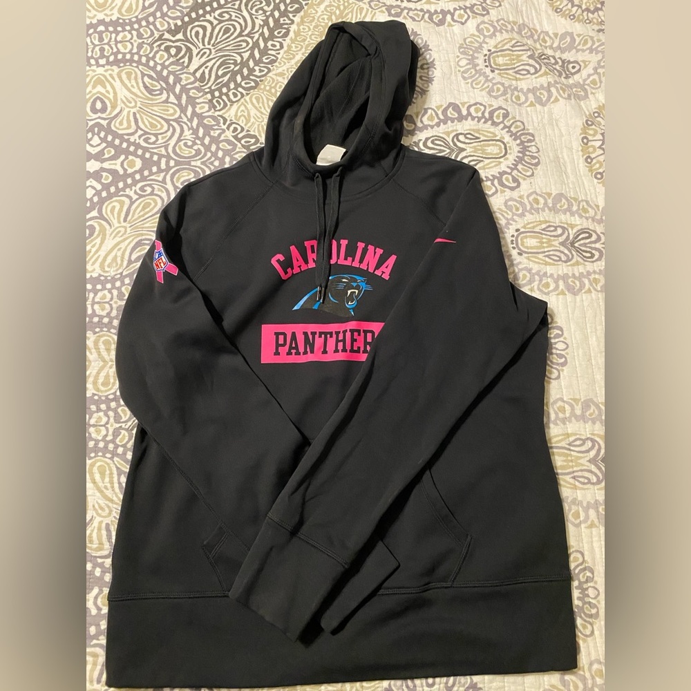 Like new Nike Therma Fit Carolina Panthers hoodie